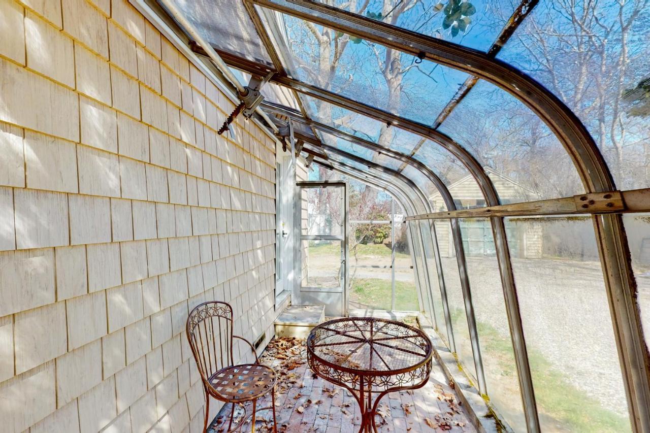 Adventures On Buzzards Bay Villa Борн Екстериор снимка